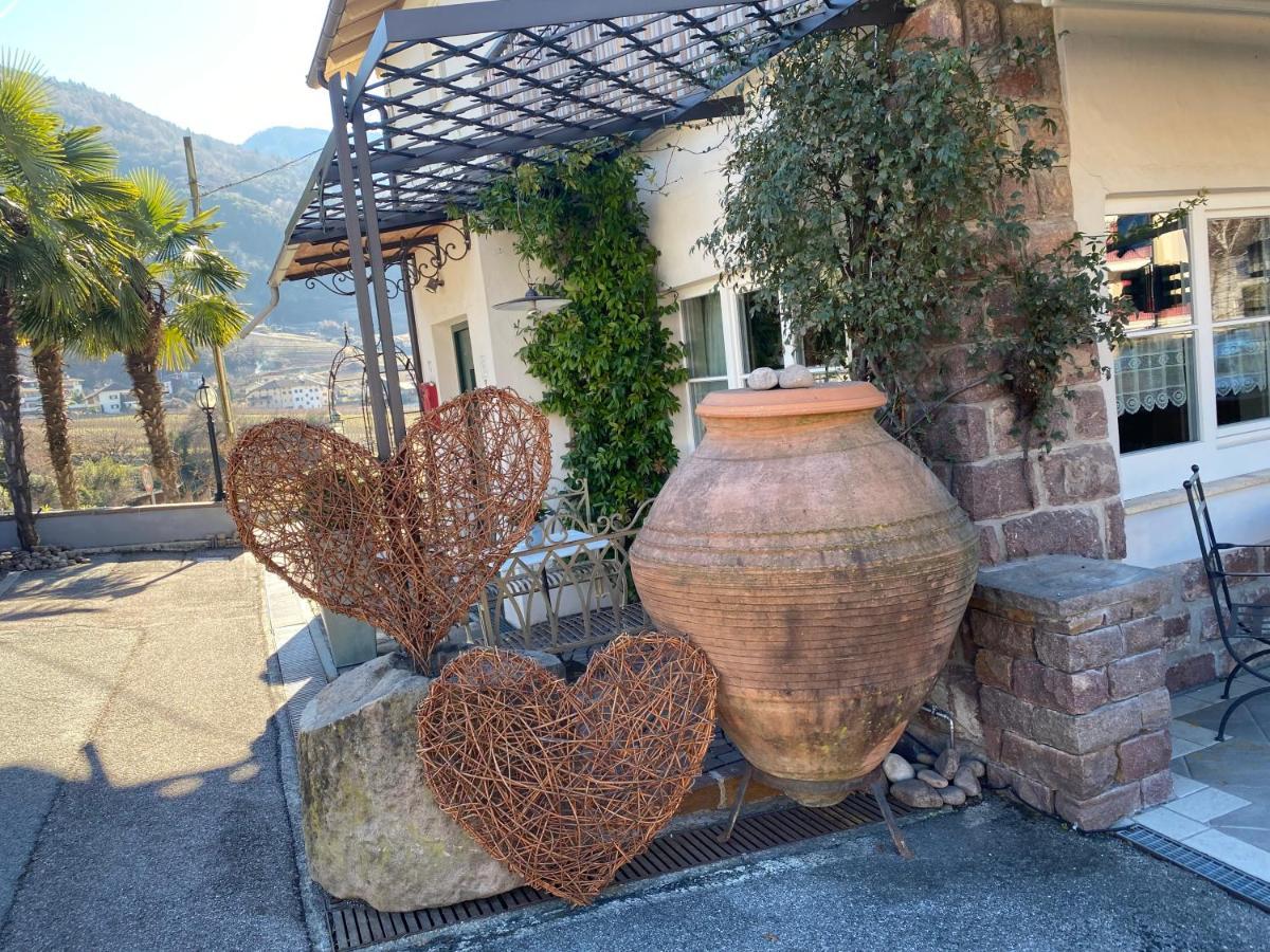 B&B Pizzeria Zur Traube 蒙塔尼亚 外观 照片