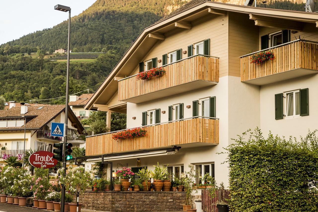 B&B Pizzeria Zur Traube 蒙塔尼亚 外观 照片