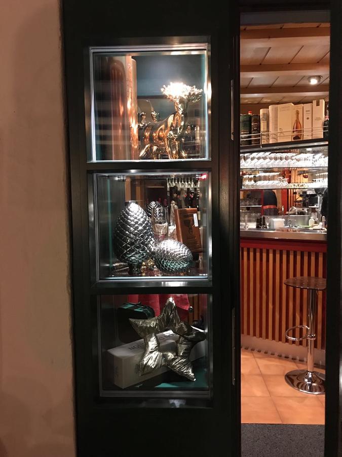 B&B Pizzeria Zur Traube 蒙塔尼亚 外观 照片