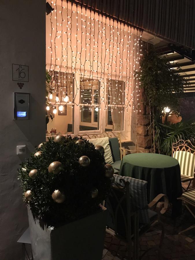 B&B Pizzeria Zur Traube 蒙塔尼亚 外观 照片